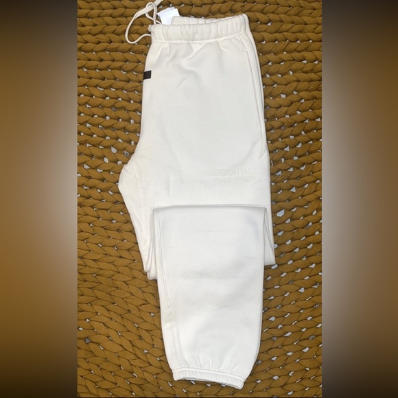 Fear of God Essentials Set - Picture 4 of 4